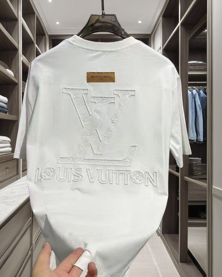 Double-sided embroidered T-shirt