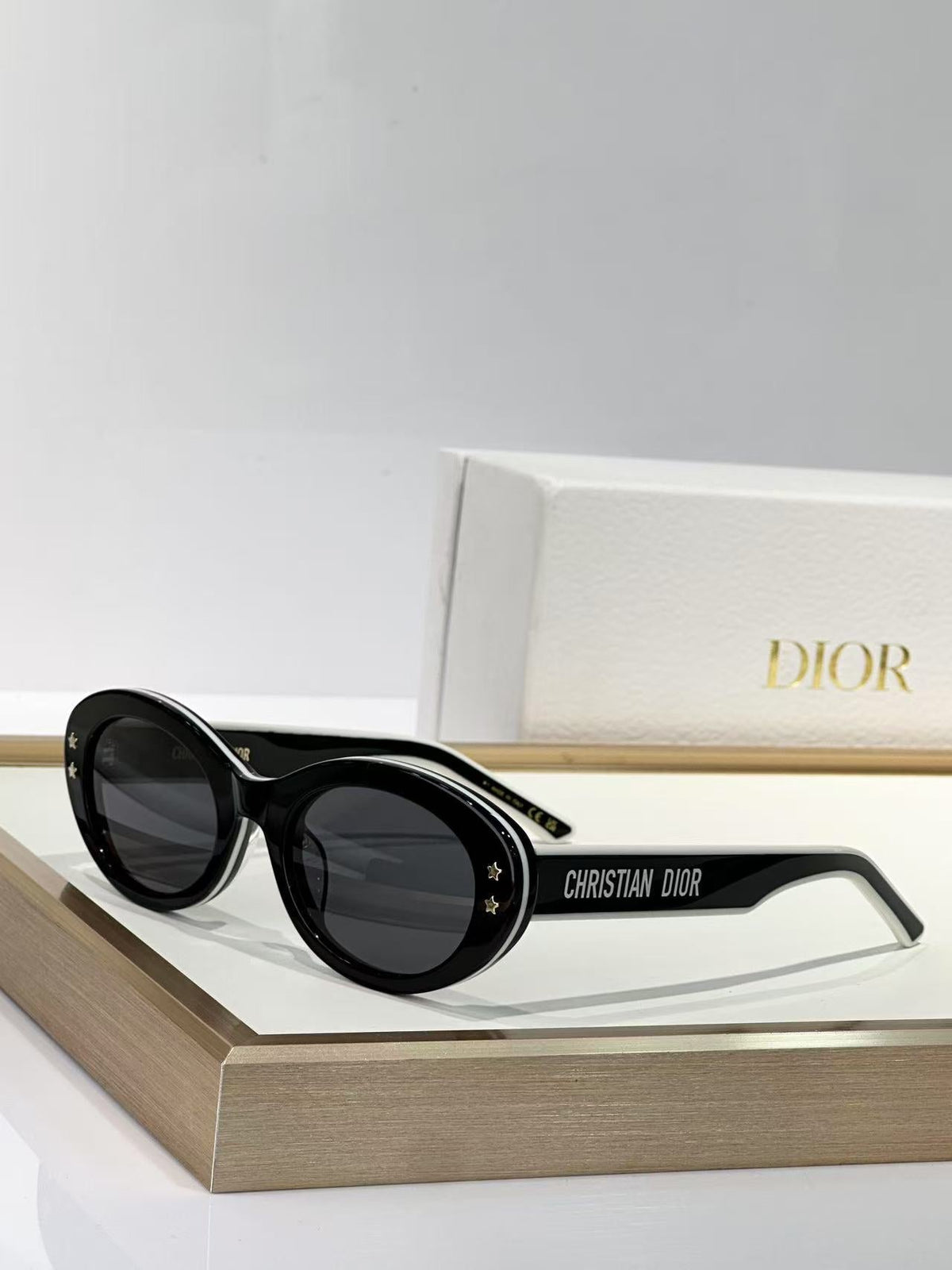 Fashion hot 8 color sunglasses