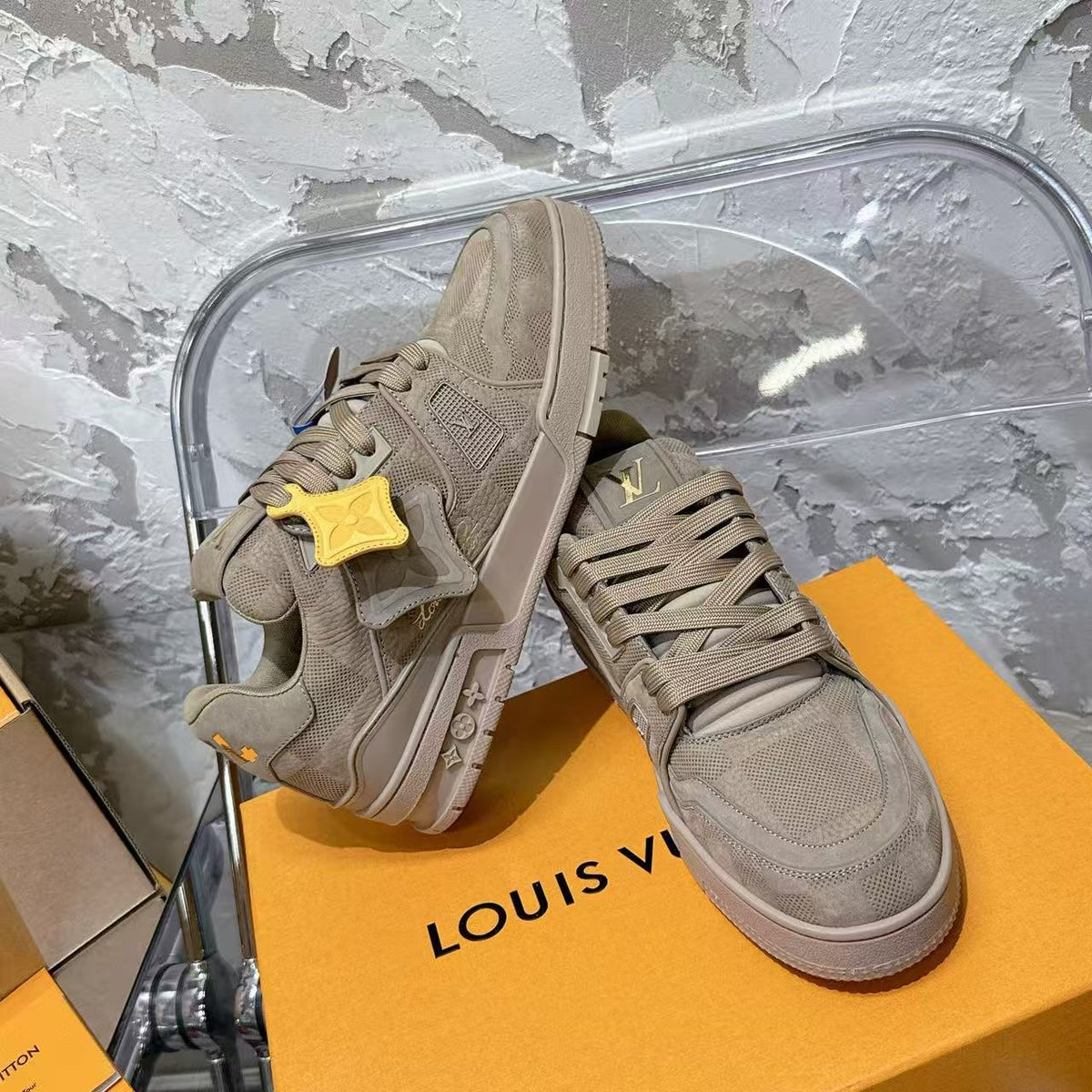 Spring and Autumn casual thick soled popular new shoes Trainer Sneaker 090305