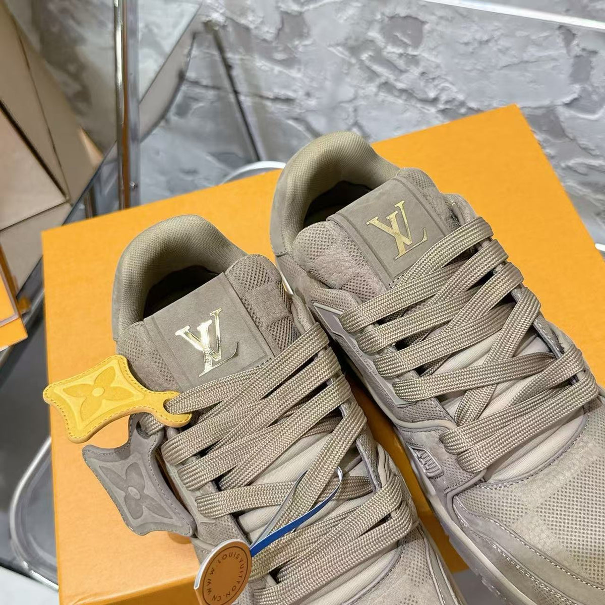Spring and Autumn casual thick soled popular new shoes Trainer Sneaker 090305