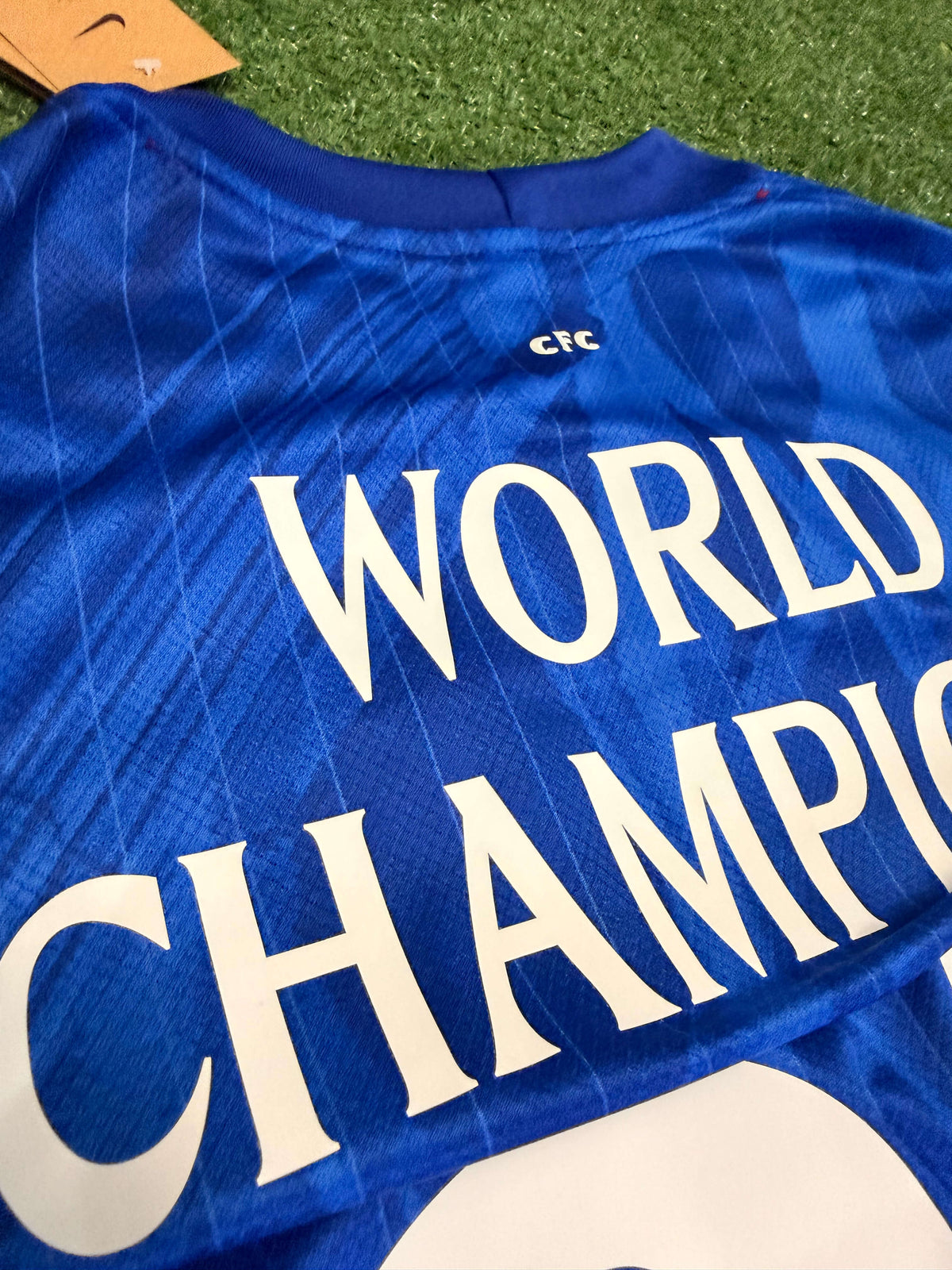 Chelsea Legacy Edition: Home Kit & Gold Medal Combo