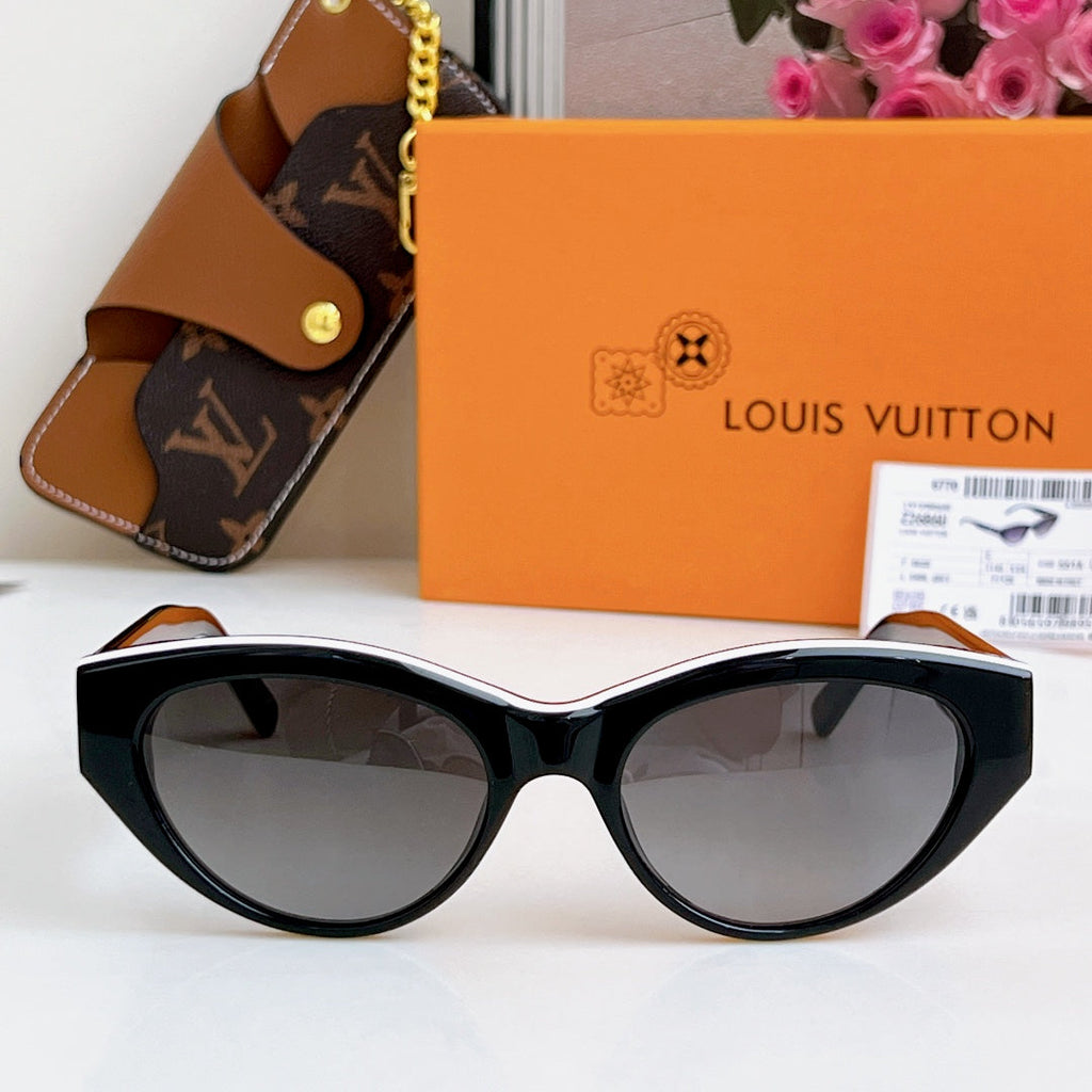 Versatile and fashionable sunglasses