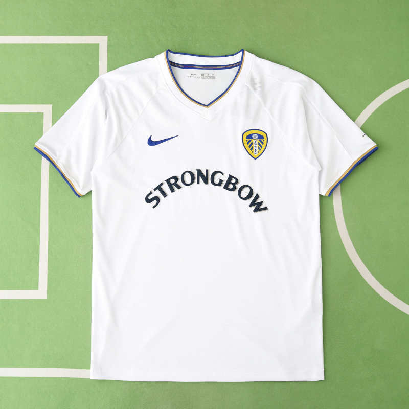 Leeds United 2000/01 Home Retro Jersey