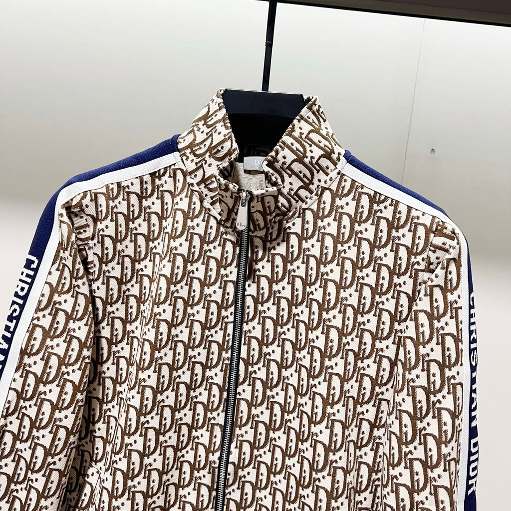 letter 1 color fashion coat  091810