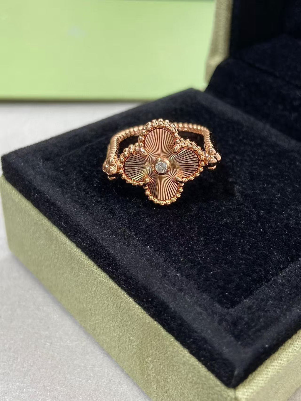 2 Color Simple and stylish new ring 1