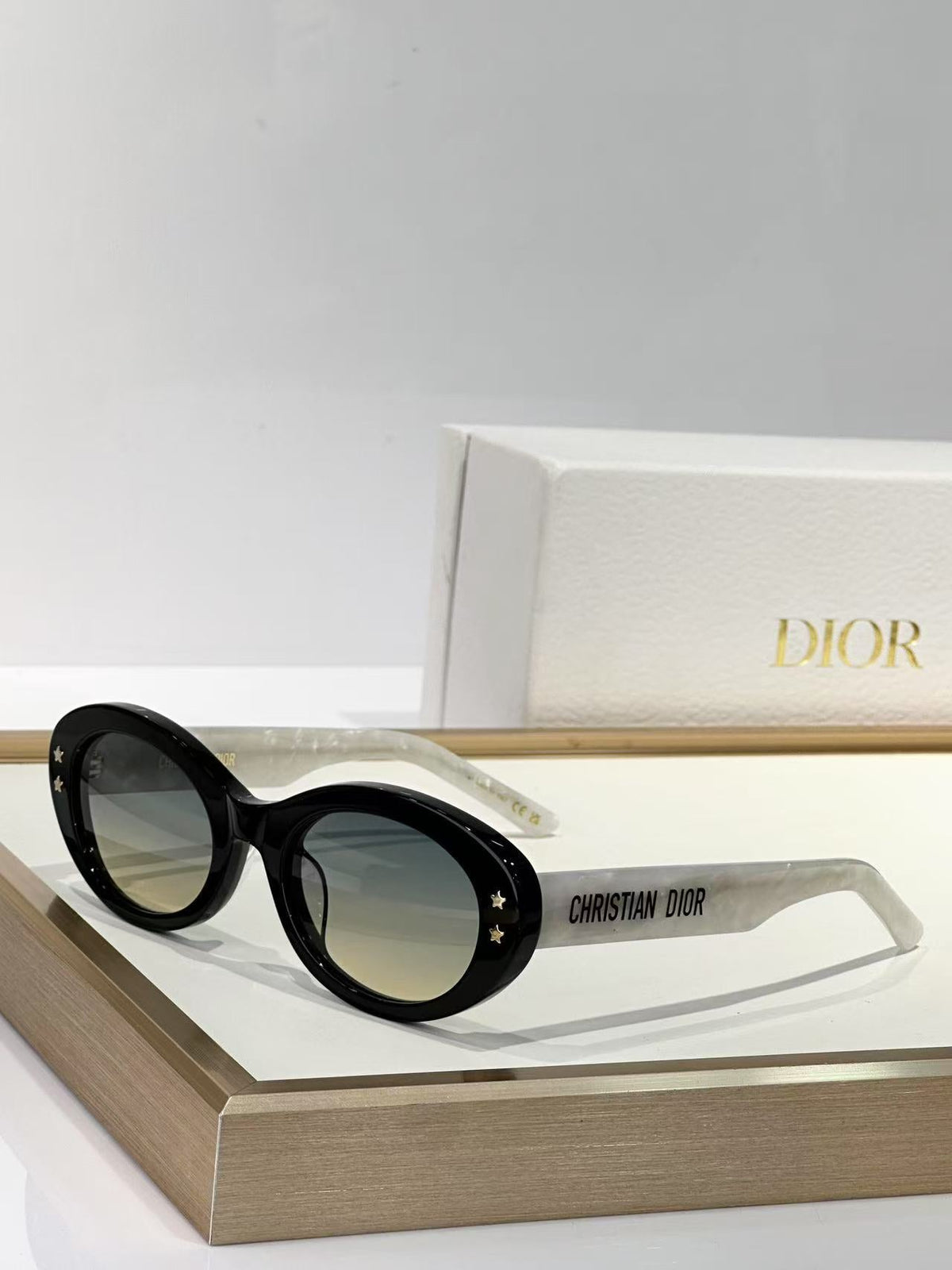 Fashion hot 8 color sunglasses