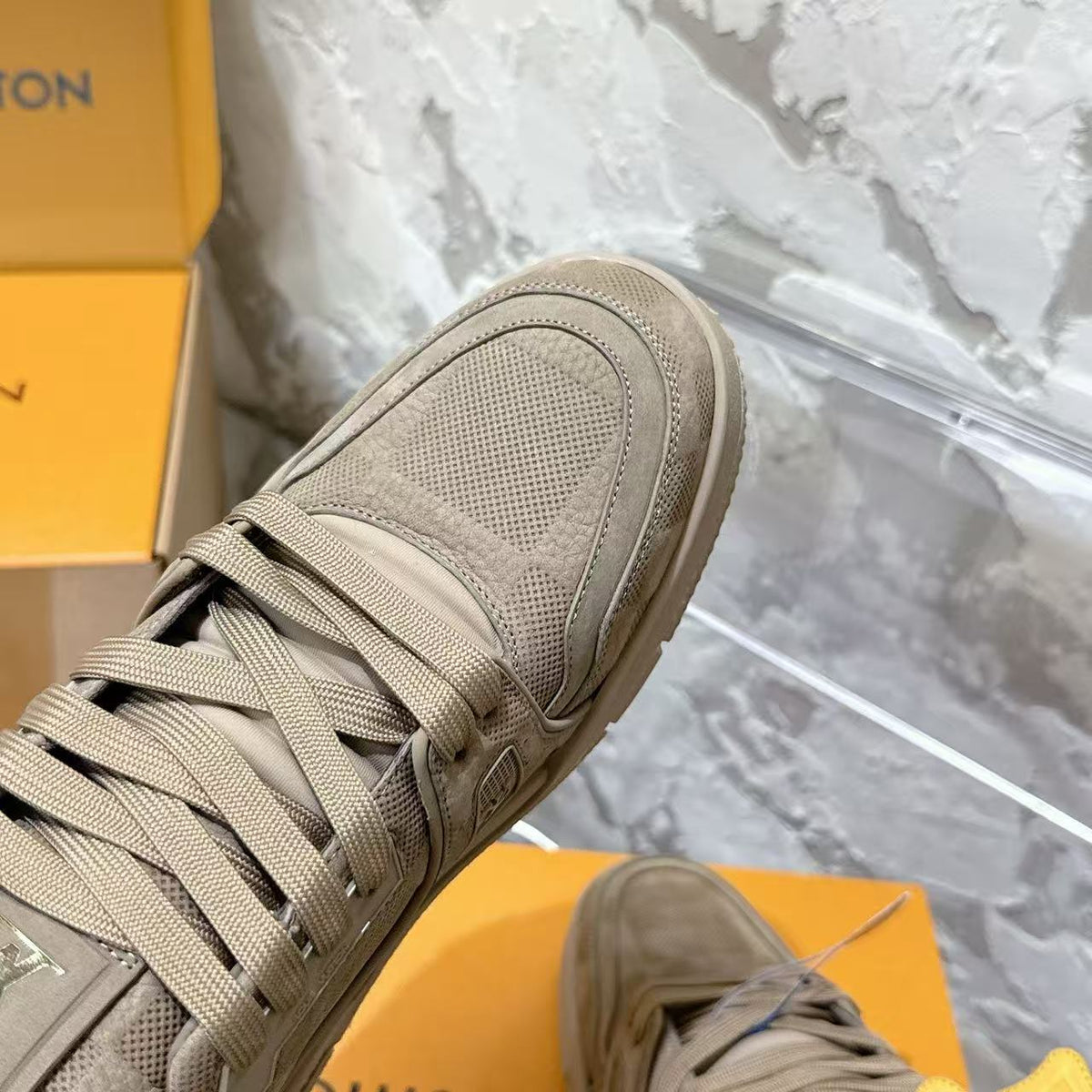 Spring and Autumn casual thick soled popular new shoes Trainer Sneaker 090305