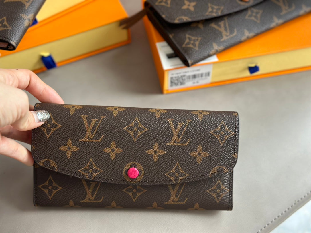 Cute bean wallet（bargain price）