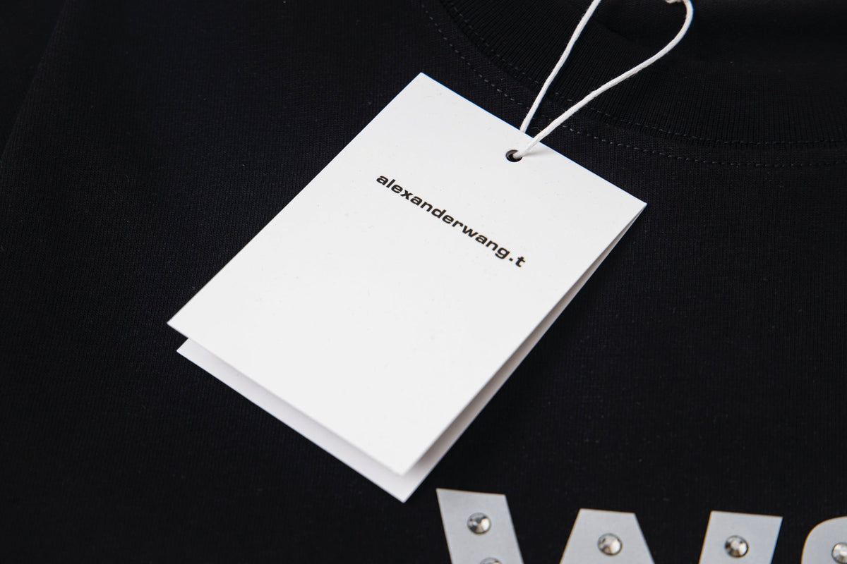 Rivet inlaid with concave silicone reflective T-shirt