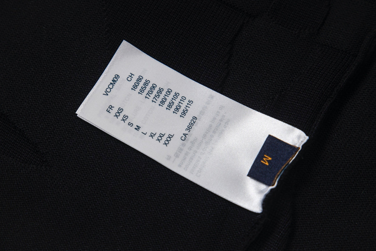 Steel-print relief limited knitted T-shirt