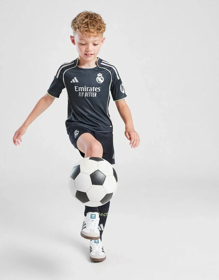 Kids Real Madrid Kit 25/26